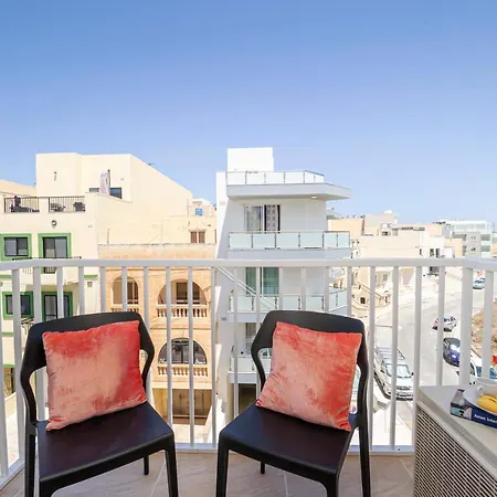Summer Breeze With Panoramic Terrace - By Getawaysmalta Apartament *
