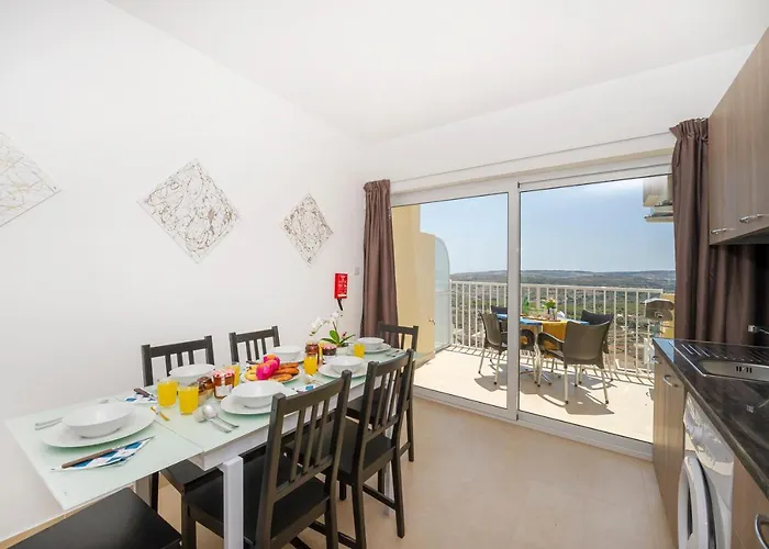 Summer Breeze With Panoramic Terrace - By Getawaysmalta Appartement *