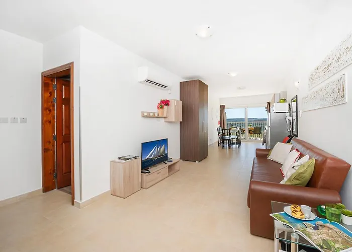 Appartement Summer Breeze With Panoramic Terrace - By Getawaysmalta