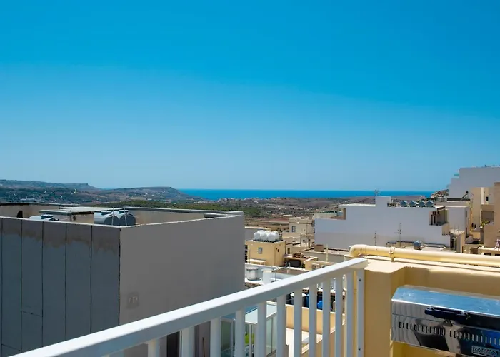 Appartement Summer Breeze With Panoramic Terrace - By Getawaysmalta