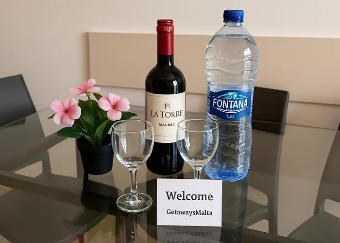 Summer Breeze With Panoramic Terrace - By Getawaysmalta Appartement Mellieħa